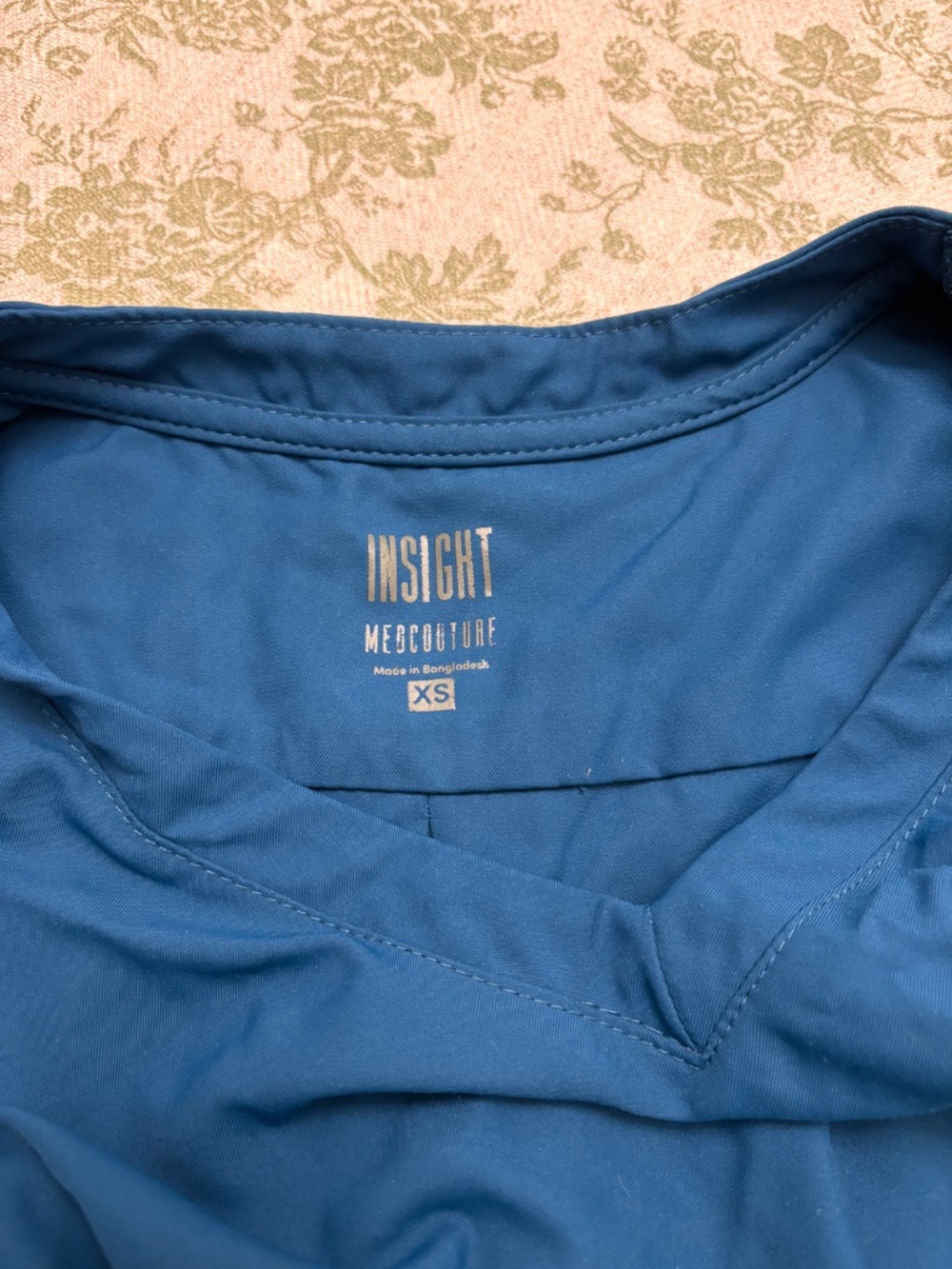 Carribbean Blue Med Couture Scrub Set! - Picture 3 of 4
